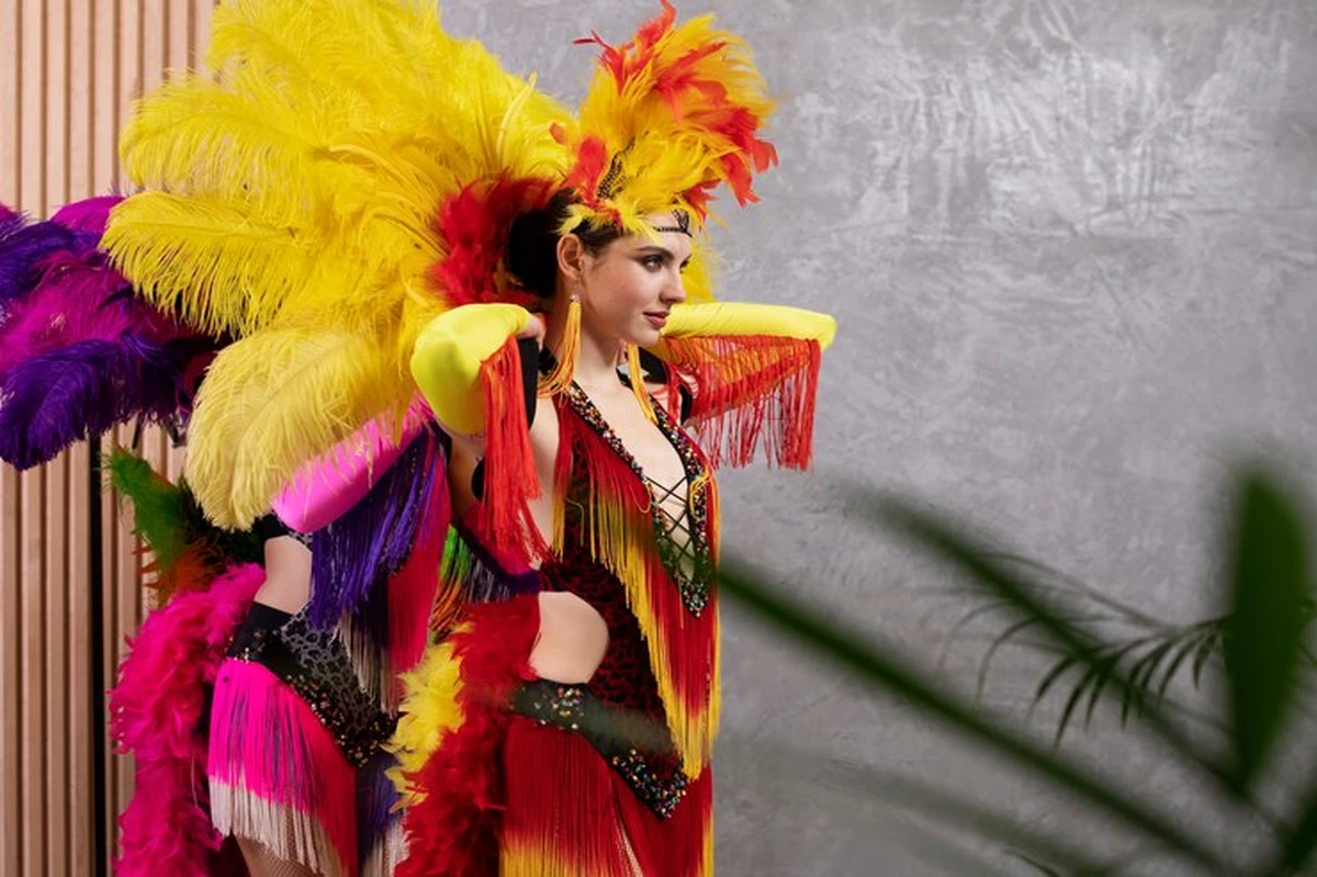 Carnaval: Como fantasias, danças e aglomerações podem prejudicar os ombros